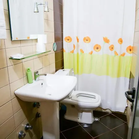 Serenity טיראנה