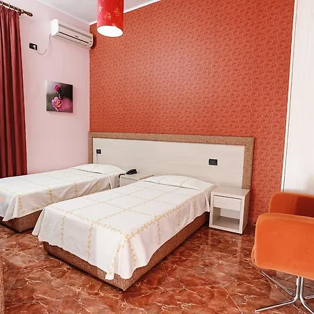 Serenity מלון טיראנה