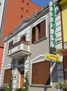 Serenity Hotel