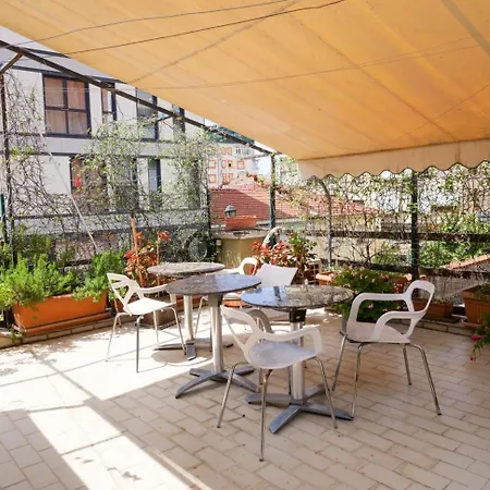 Serenity Hotel 3*